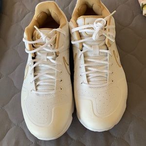 Nike size 9 white with gold trimming